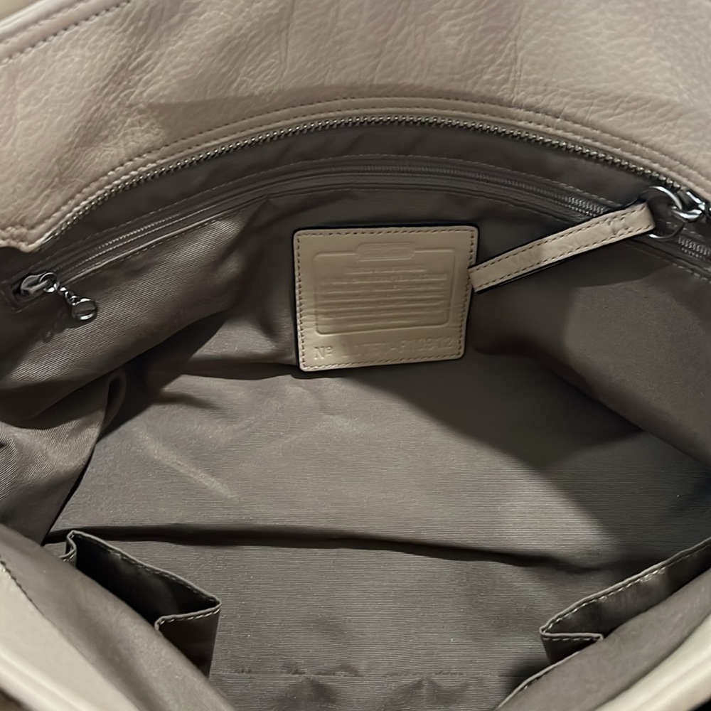 Coach Handbag - Picture 4 of 6